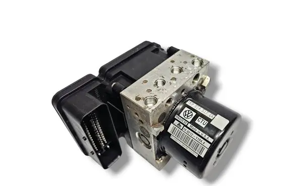 Volkswagen Jetta VI ABS Pump 1K0907379CC 10062532531 1K0614517EK
