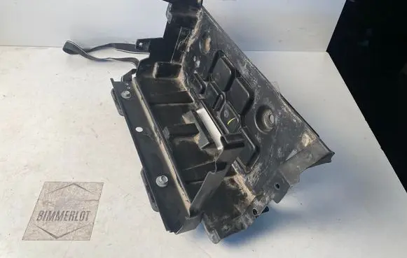Dodge Charger Battery tray 05112061AK