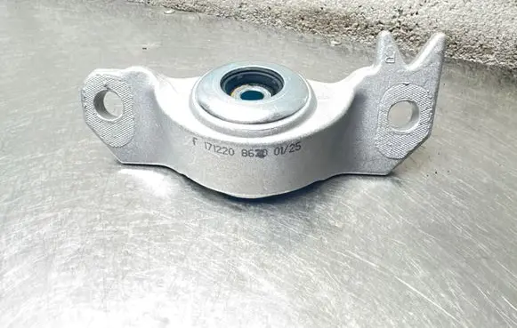 Opel Zafira A Front shock absorber mounting bracket 0436437 B4542153 171220