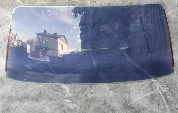 BMW 3 E30 Rear windscreen/windshield window 