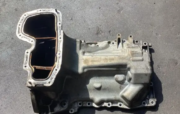 Dodge Durango Oil sump 05184419