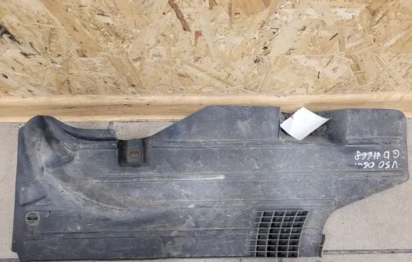 Rear underbody cover/under tray