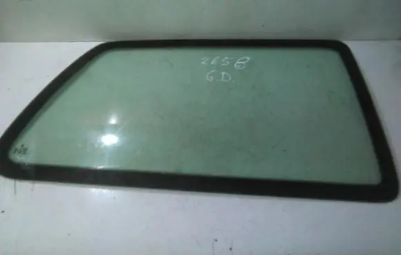 Volkswagen Golf III Rear side window