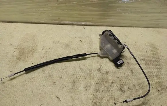 Citroen C3 Aircross Rear door lock PSA266772