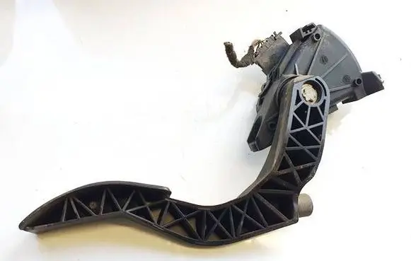 Seat Exeo (3R) Accelerator throttle pedal 8e1721523g 6pv008375-05