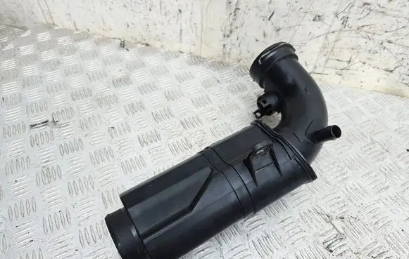 Mini One - Cooper F56 F55 Turbo air intake inlet pipe/hose 7619268 13717619268
