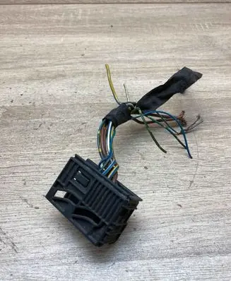BMW 5 E60 E61 Plug wire 8352566