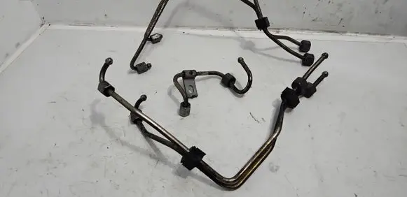 Citroen C4 Grand Picasso Fuel injector supply line/pipe 