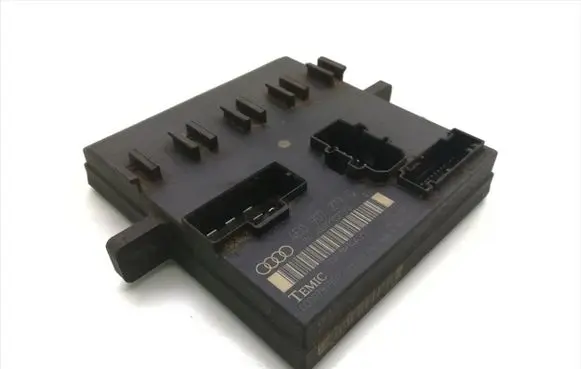 Audi A8 S8 D3 4E Comfort/convenience module 4E0907279Q 00007898B9 4E0910279Q