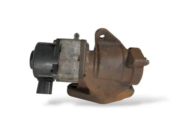 Nissan Pathfinder R51 EGR valve 