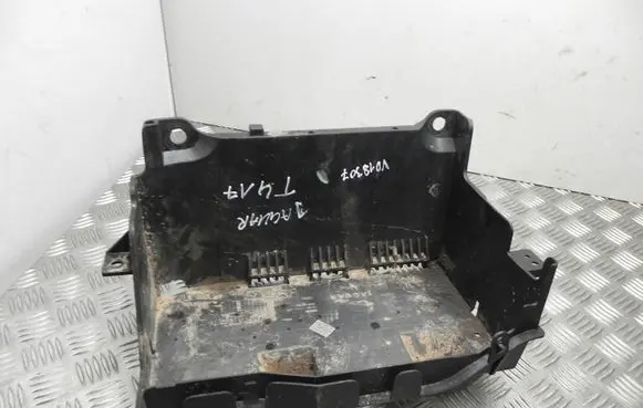 Jaguar XF Car battery CX2310764AC VD18307 AKUMO DEZE