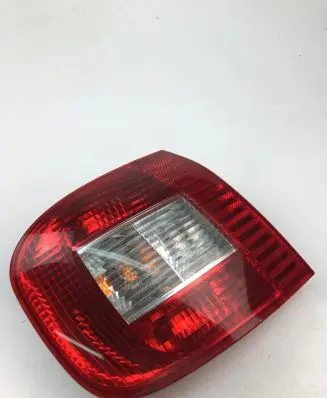 Fiat Multipla Tailgate rear/tail lights 27550102