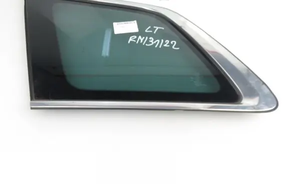Mazda CX-9 Rear side window 