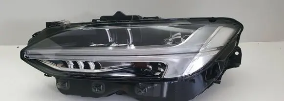 Volvo S90, V90 Headlight/headlamp 32404735