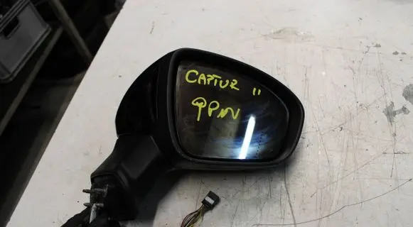 Renault Captur II Front door electric wing mirror