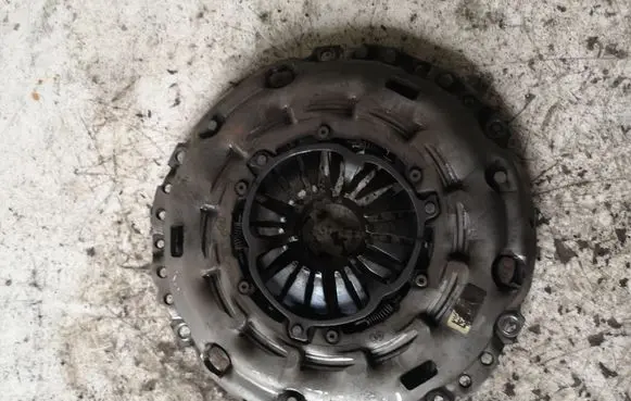 Mazda 3 II Pressure plate 