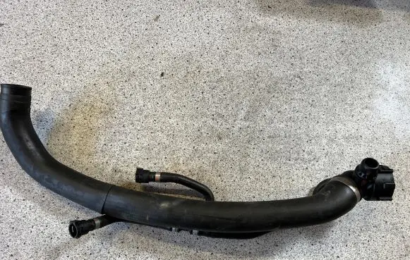 BMW X3 F25 Engine coolant pipe/hose 8514434