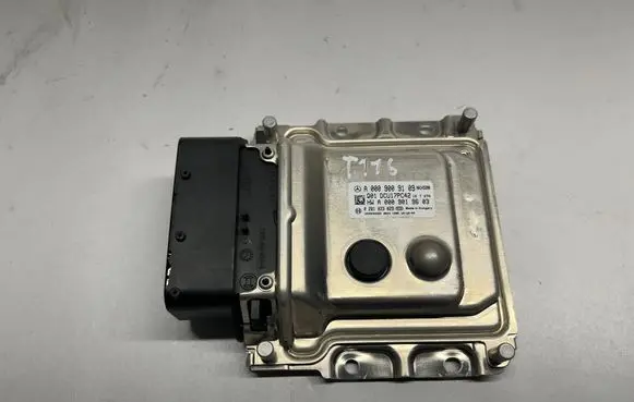Mercedes-Benz E A207 Adblue control unit A0009009109