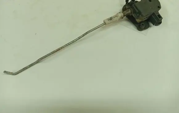 Audi A3 S3 8P Central locking motor 8E9827833