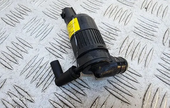 Ford Fusion II Windscreen/windshield washer pump GR2B17664AA