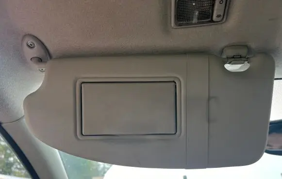 Ford Focus Sun visor