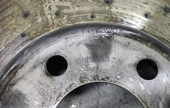 Mercedes-Benz C W205 Front brake disc A0004212212