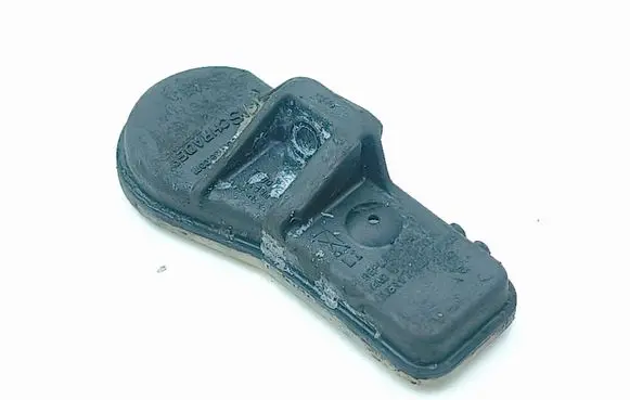 Opel Vivaro Tire pressure sensor 10R041328 2546ARHSS4