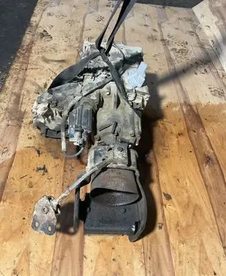 Mitsubishi Pajero Gearbox transfer box case 