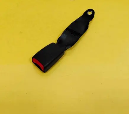 Mitsubishi Colt Rear seatbelt buckle 