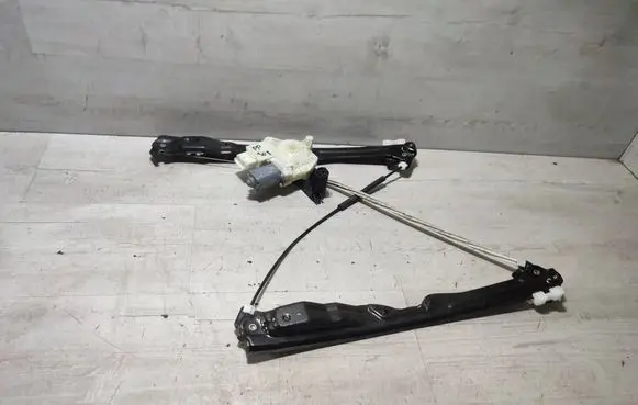 Peugeot 308 Front door electric window regulator 9825710280 00243333220
