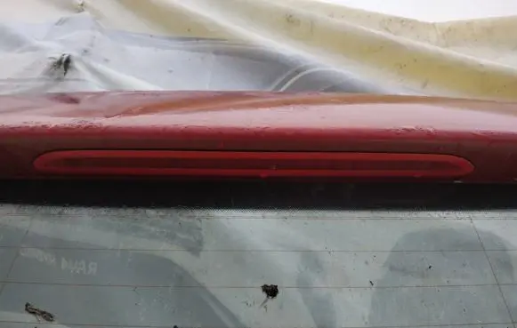 Volkswagen Golf V Third/center stoplight