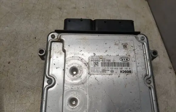 KIA Rio Engine control unit/module 1039S36328 0261S05850 391292B020