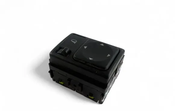 Nissan NV200 Wing mirror switch 25570CT01B