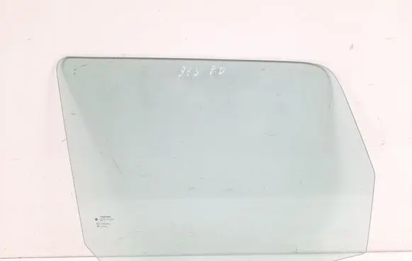 Jeep Wrangler Front door window glass four-door