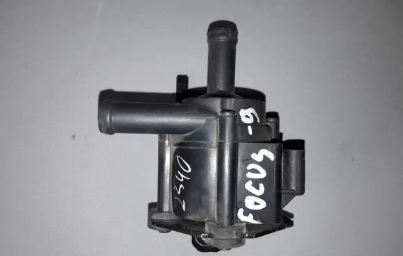 Ford Focus Electric auxiliary coolant/water pump CM5G8C419AA