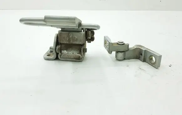 Volkswagen PASSAT B5 Rear door hinge set 3B4833412B