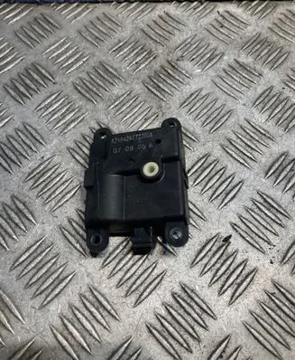 Nissan Qashqai Intake manifold valve actuator/motor A24842A7722001