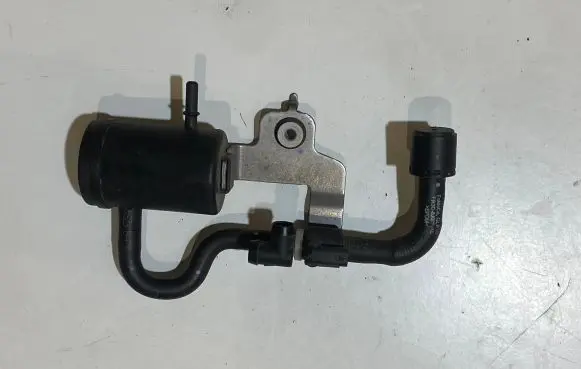 Ford Mustang VI Breather/breather pipe/hose FR3C6J003AB