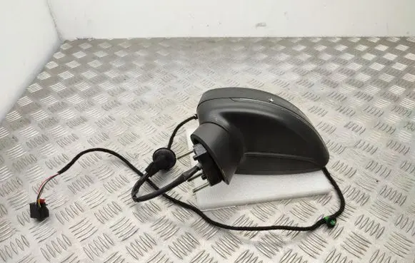 Audi A1 Front door electric wing mirror 