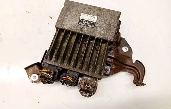 Toyota Corolla Verso AR10 Fuel injection control unit/module 8987120070 1310001371