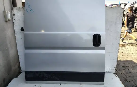 Peugeot Boxer Side sliding door