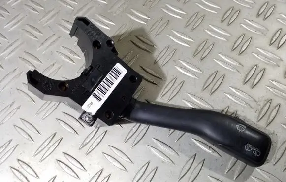 Volkswagen Golf IV Wiper control stalk 4B0953503F