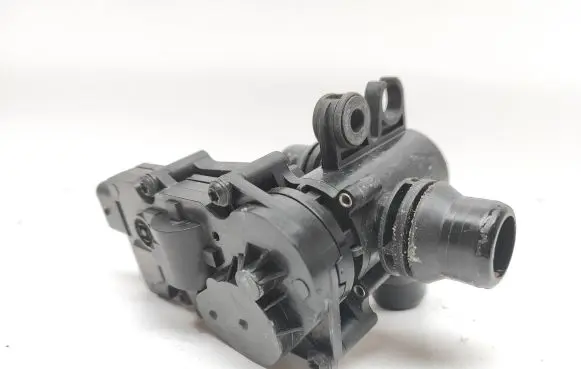 Fiat 500E Coolant heater control valve 0025403 EGL0009 18012021