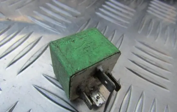 Peugeot 306 Other relay 12V25A03601