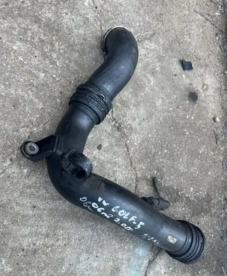 Volkswagen Golf V Intercooler hose/pipe