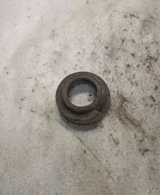 Audi A8 S8 D2 4D Coil spring/strut mount 