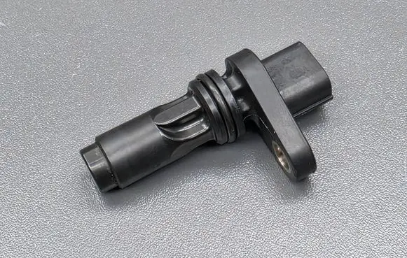 Honda Civic IX Camshaft position sensor 03P05 15503P05