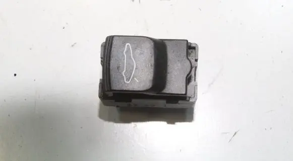 Porsche Boxster 986 Tailgate/boot open switch button 99661310610