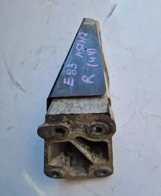 BMW X3 E83 Engine mounting bracket 3414582