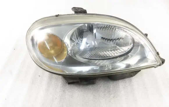 Citroen Saxo Headlight/headlamp 9636331680